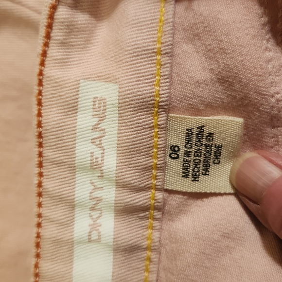 DKNY Siho Jeans - Picture 3 of 8